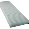 Slaapmat Thermarest NeoAir Topo Print Large -NL Kampeeruitrusting Verkoop 2024 1 13222 tr neoair topo ether wave regular angle 2