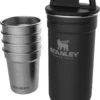 Shotglaasjesset Stanley Adventure Matte Black (5-delig) -NL Kampeeruitrusting Verkoop 2024 1 Adventure Shot Glass Set Matte Black Shots Out