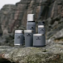 Thermosbeker Stanley The Stacking Beer Pint Charcoal 0,47L -NL Kampeeruitrusting Verkoop 2024 2 960x1200 1