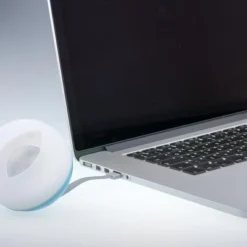 Reislamp Rubytec Bulb USB Blue -NL Kampeeruitrusting Verkoop 2024 3 Bulb In Macbook 1