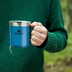 Thermosbeker Stanley The Legendary Camp Mug Hammertone Lake 0,35L 13 Thermosbeker Stanley The Legendary Camp Mug Hammertone Lake 0,35L -NL Kampeeruitrusting Verkoop 2024 5 1200x800 9