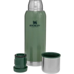 Thermosfles Stanley Adventure Vacuum Bottle Hammertone Green 1L -NL Kampeeruitrusting Verkoop 2024 Large JPG Adventure20Stainless20Steel20Vacuum20Bottle201.1qt20Hammertone20Green20 2