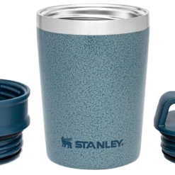 Thermosbeker Stanley The Shortstack Blauw 0,23L 11 Thermosbeker Stanley The Shortstack Blauw 0,23L -NL Kampeeruitrusting Verkoop 2024 Large JPG The20Adventure20Shortstack20Travel20Mug208oz20Hammertone20Ice