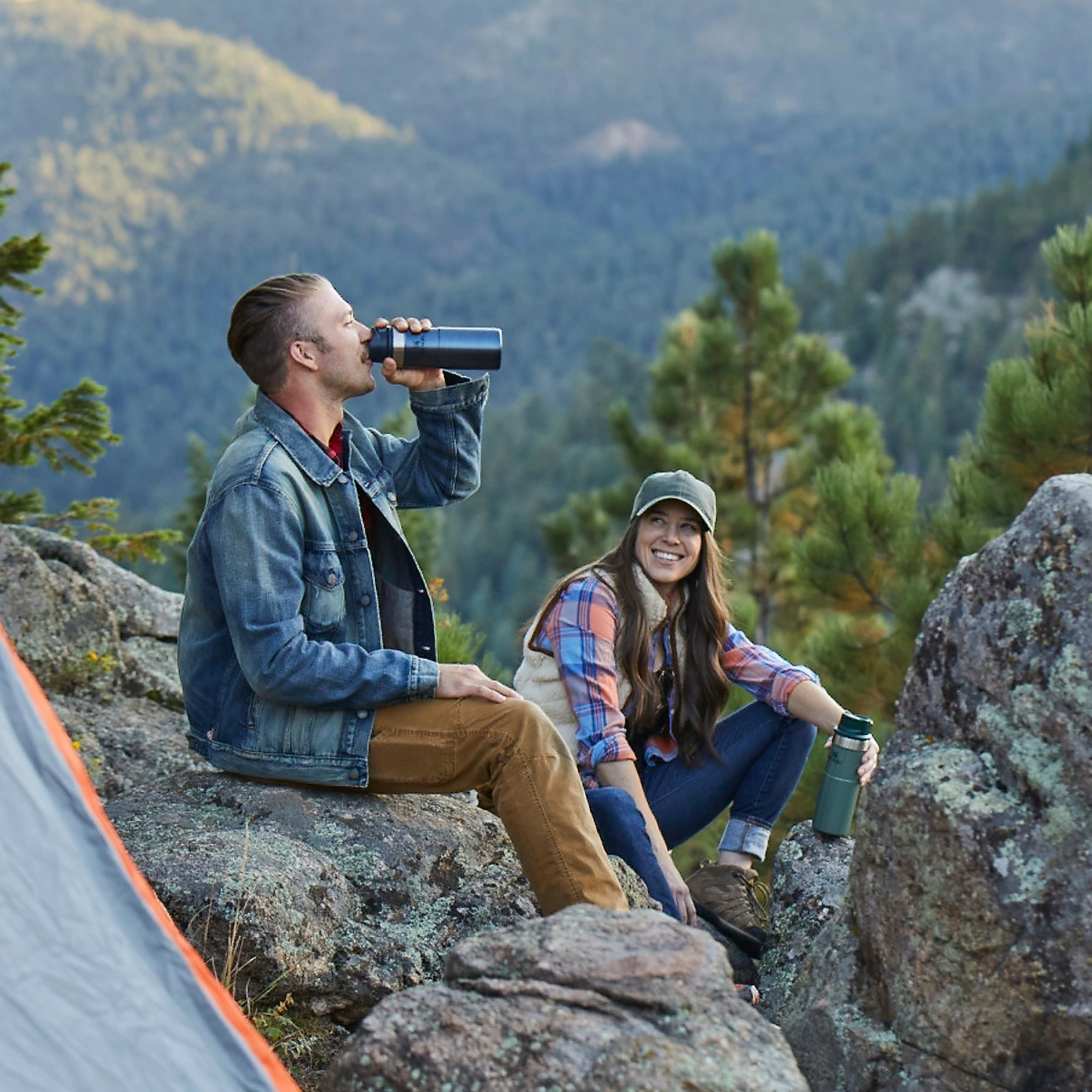 Thermosbeker Stanley Classic Trigger Action Mug 2.0 Nightfall 0,47L 8 Thermosbeker Stanley Classic Trigger Action Mug 2.0 Nightfall 0,47L - Afbeelding 6