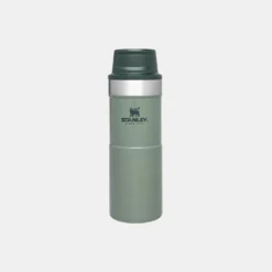Thermosbeker Stanley The Trigger Action Travel Mug Hammertone Green 0,35L -NL Kampeeruitrusting Verkoop 2024 thermosbeker stanley the trigger action travel mug hammertone green 035l